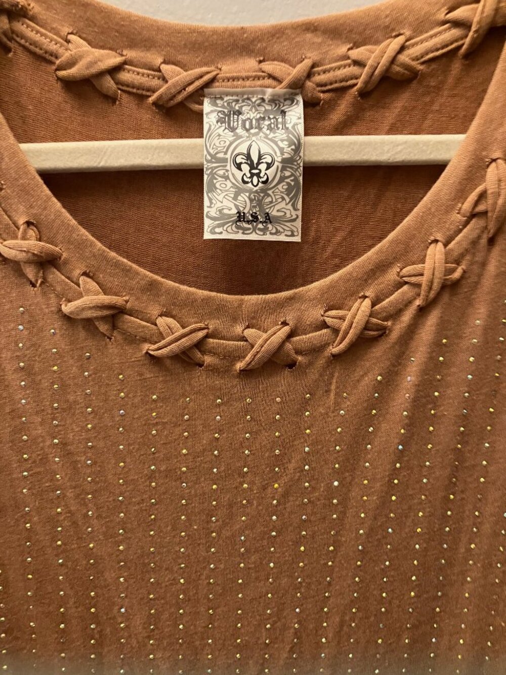 NWT Vocal USA Tunic Light Brown Size 2XL, Rhinestones on Front, Sleeveless - Picture 2 of 6